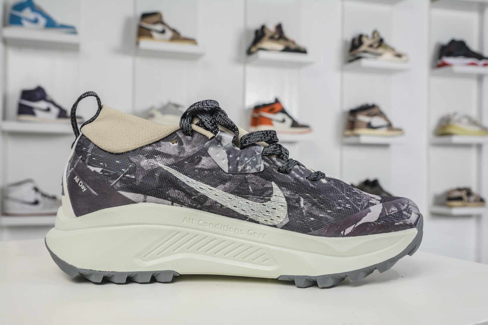 190 NK ACG ZEGAMA TRAIL 6 网面透气跑步鞋 兼顾迅疾外观和稳固脚感 HV8113-003-Chinese UA Cheap High Quatity Brand Clothes Bags handbags Sneakers wholesale wholesaler seller from China Factory suppliers Fashion Clothing Shoes best Quality Beautiful Price 190 NK ACG ZEGAMA TRAIL 6 网面透气跑步鞋 兼顾迅疾外观和稳固脚感 HV8113-003