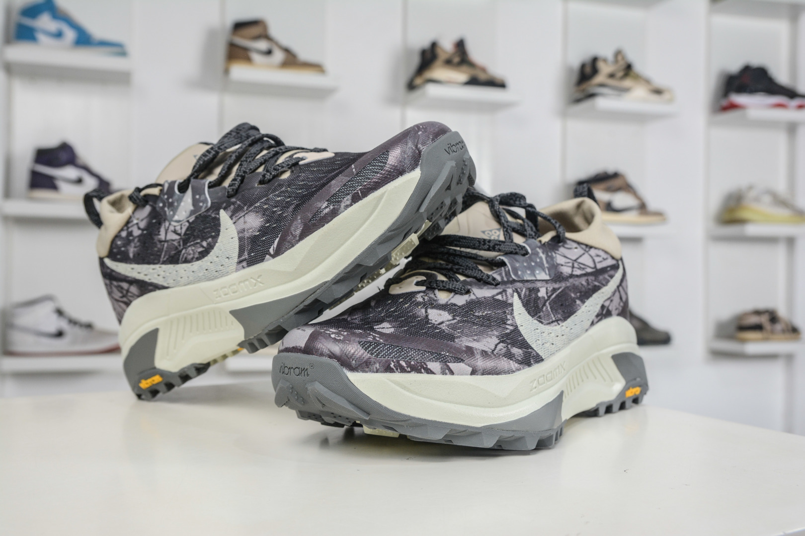 190 NK ACG ZEGAMA TRAIL 6 网面透气跑步鞋 兼顾迅疾外观和稳固脚感 HV8113-003-Chinese UA Cheap High Quatity Brand Clothes Bags handbags Sneakers wholesale wholesaler seller from China Factory suppliers Fashion Clothing Shoes best Quality Beautiful Price 190 NK ACG ZEGAMA TRAIL 6 网面透气跑步鞋 兼顾迅疾外观和稳固脚感 HV8113-003