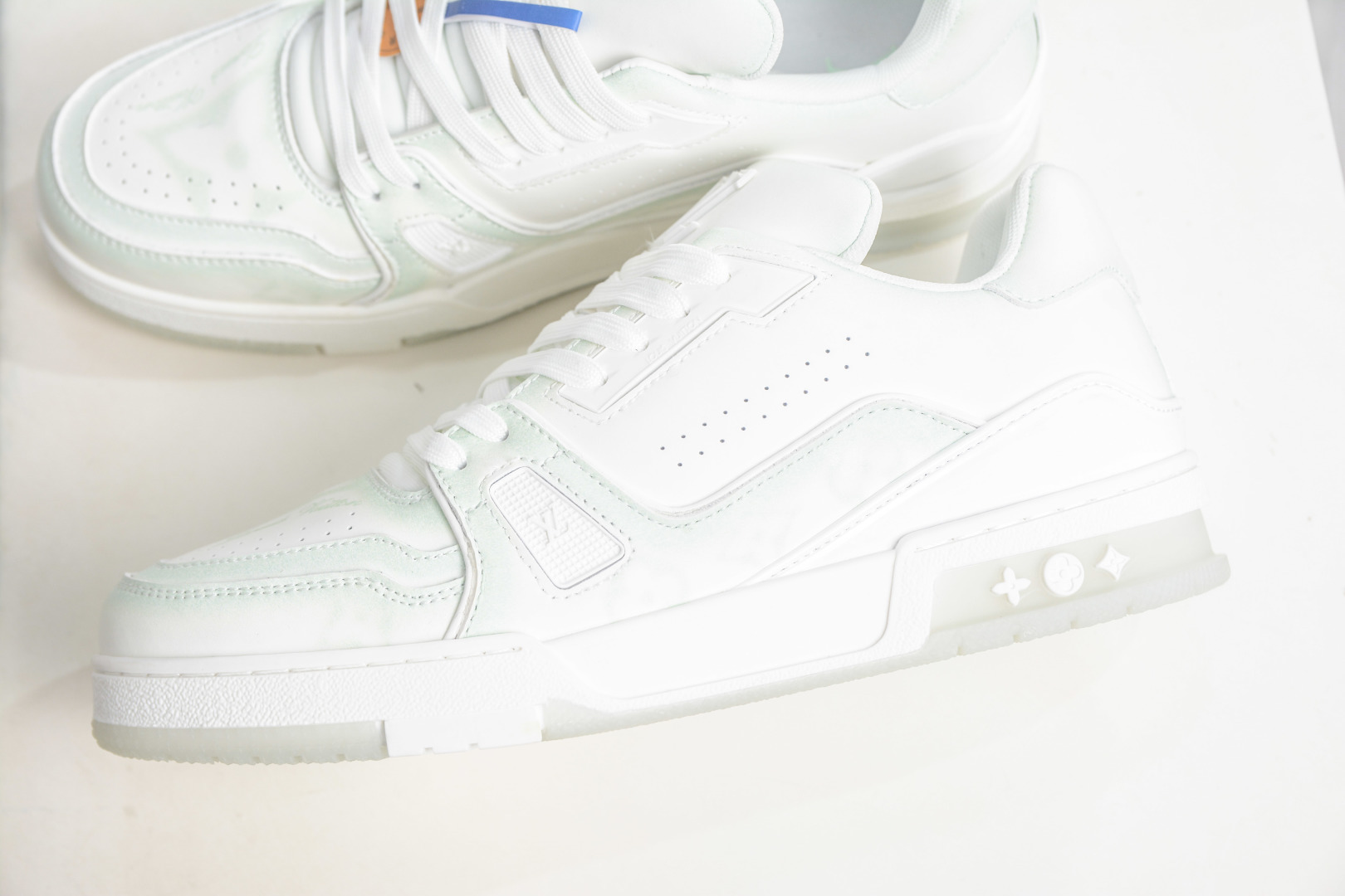 480 Louis Vuitton Trainer 系列板鞋-Chinese UA Cheap High Quatity Brand Clothes Bags handbags Sneakers wholesale wholesaler seller from China Factory suppliers Fashion Clothing Shoes best Quality Beautiful Price 480 Louis Vuitton Trainer 系列板鞋