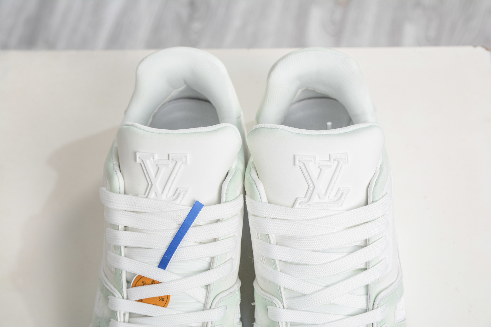 480 Louis Vuitton Trainer 系列板鞋-Chinese UA Cheap High Quatity Brand Clothes Bags handbags Sneakers wholesale wholesaler seller from China Factory suppliers Fashion Clothing Shoes best Quality Beautiful Price 480 Louis Vuitton Trainer 系列板鞋