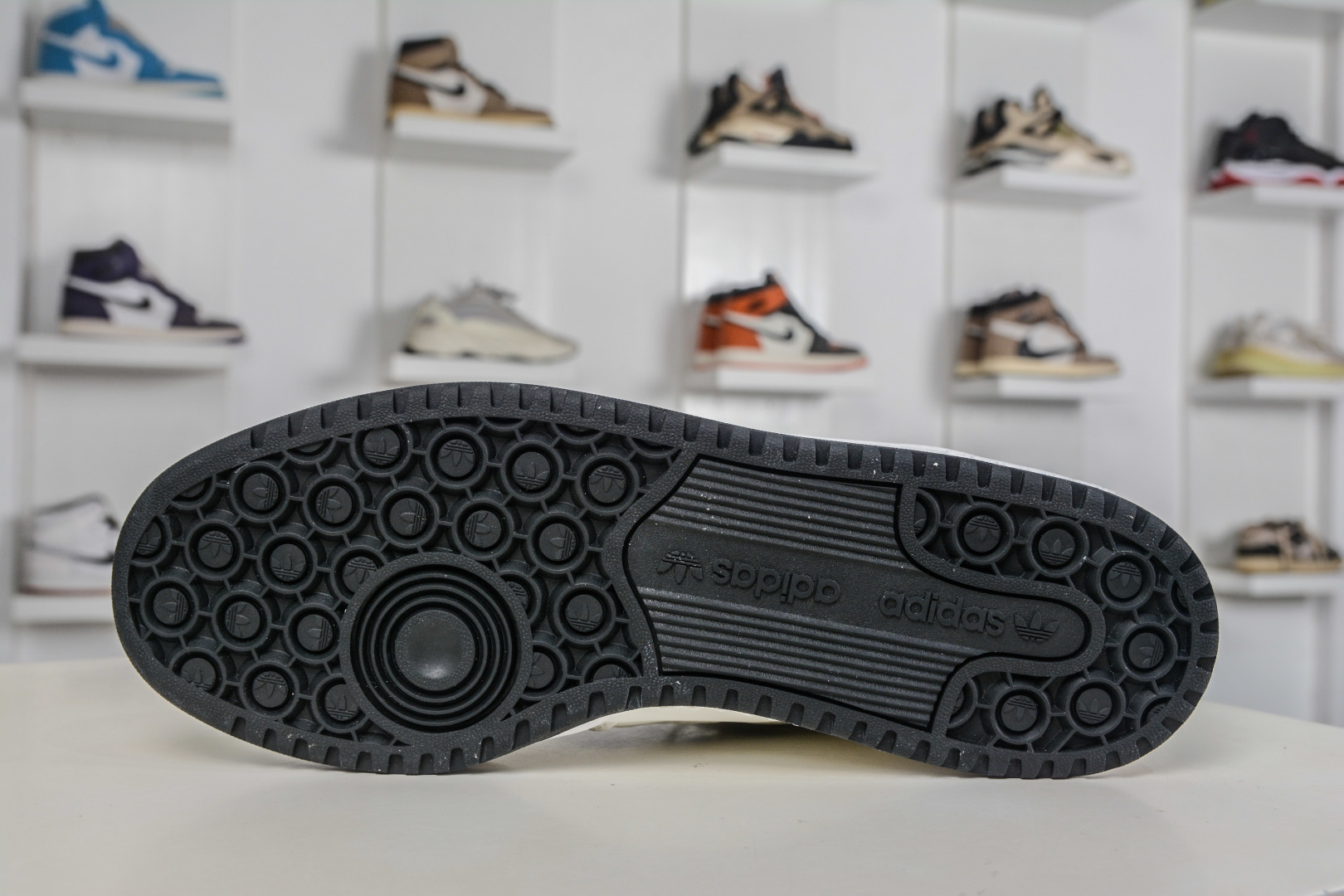 220 AD Originals Forum Low 低帮百搭潮流休闲运动板鞋 IH7830