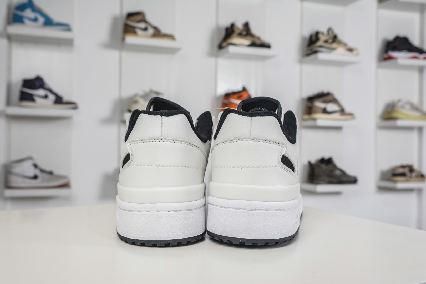 220 AD Originals Forum Low 低帮百搭潮流休闲运动板鞋 IH7830