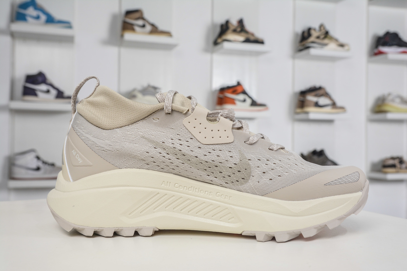 190 NK ACG ZEGAMA TRAIL 6 网面透气跑步鞋 兼顾迅疾外观和稳固脚感 HV8113-200-Chinese UA Cheap High Quatity Brand Clothes Bags handbags Sneakers wholesale wholesaler seller from China Factory suppliers Fashion Clothing Shoes best Quality Beautiful Price 190 NK ACG ZEGAMA TRAIL 6 网面透气跑步鞋 兼顾迅疾外观和稳固脚感 HV8113-200