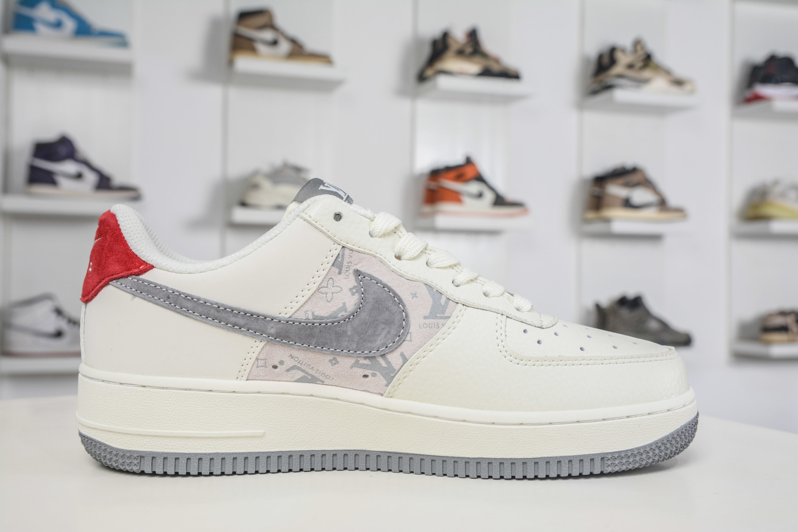 250 Nike Air Force 1 Low 07 x Louis Vuitton LV联名-米灰红 HS6188-134