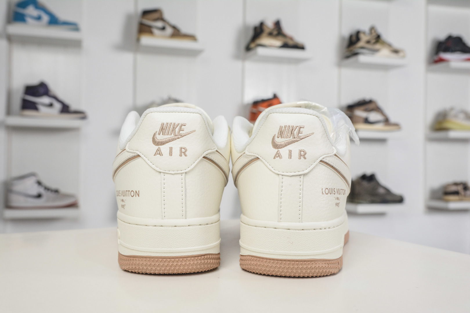250 Nike Air Force 1 Low 07 x Louis Vuitton LV联名-米白彩色印花 MM3399-808