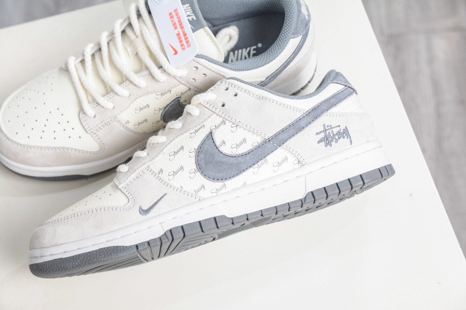 270 Nike SB Dunk Low X Stussy 斯图西联名—米白灰 CS1688-140-Chinese UA Cheap High Quatity Brand Clothes Bags handbags Sneakers wholesale wholesaler seller from China Factory suppliers Fashion Clothing Shoes best Quality Beautiful Price 270 Nike SB Dunk Low X Stussy 斯图西联名—米白灰 CS1688-140