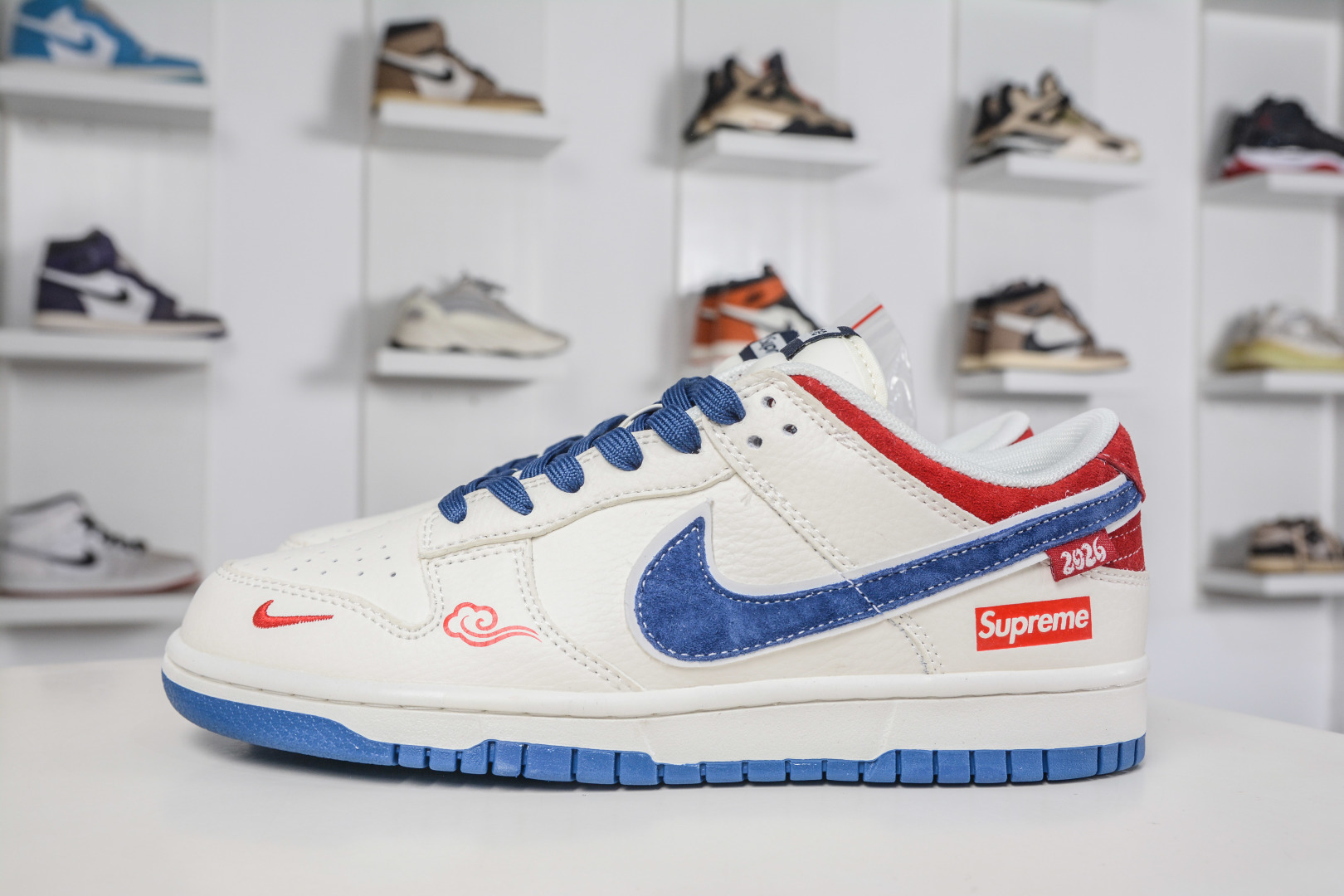 270 Nike SB Dunk Low x Superme SUP联名-白蓝红 XZ5899-117