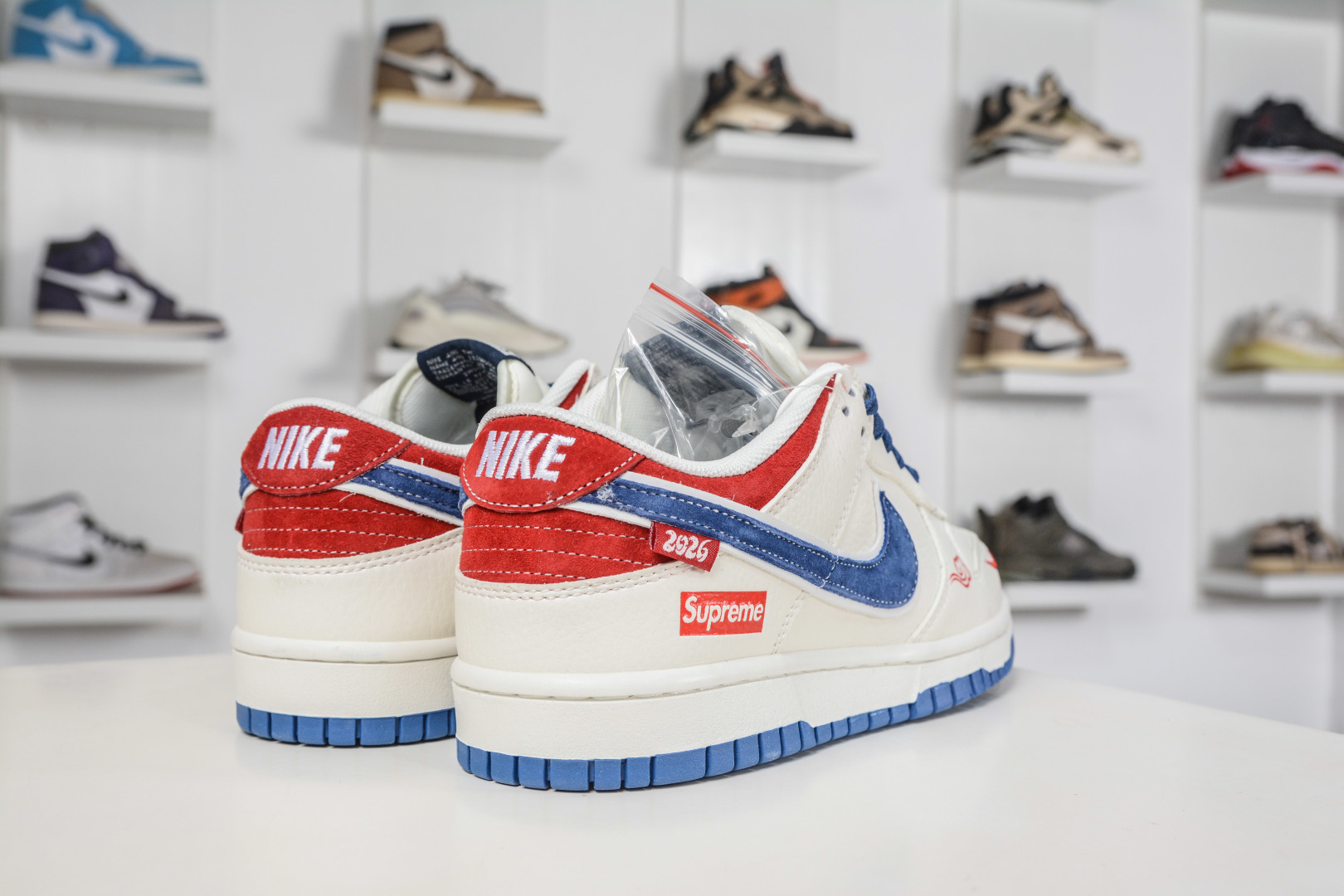 270 Nike SB Dunk Low x Superme SUP联名-白蓝红 XZ5899-117