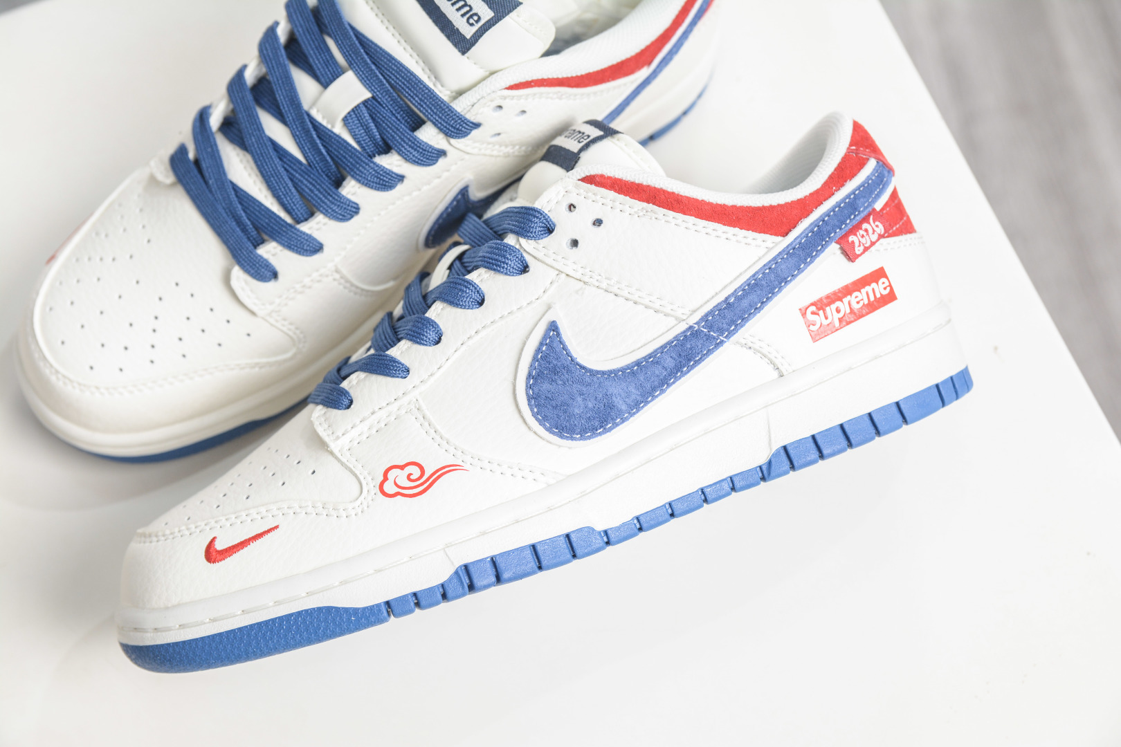 270 Nike SB Dunk Low x Superme SUP联名-白蓝红 XZ5899-117