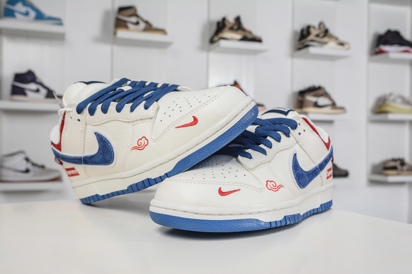 270 Nike SB Dunk Low x Superme SUP联名-白蓝红 XZ5899-117