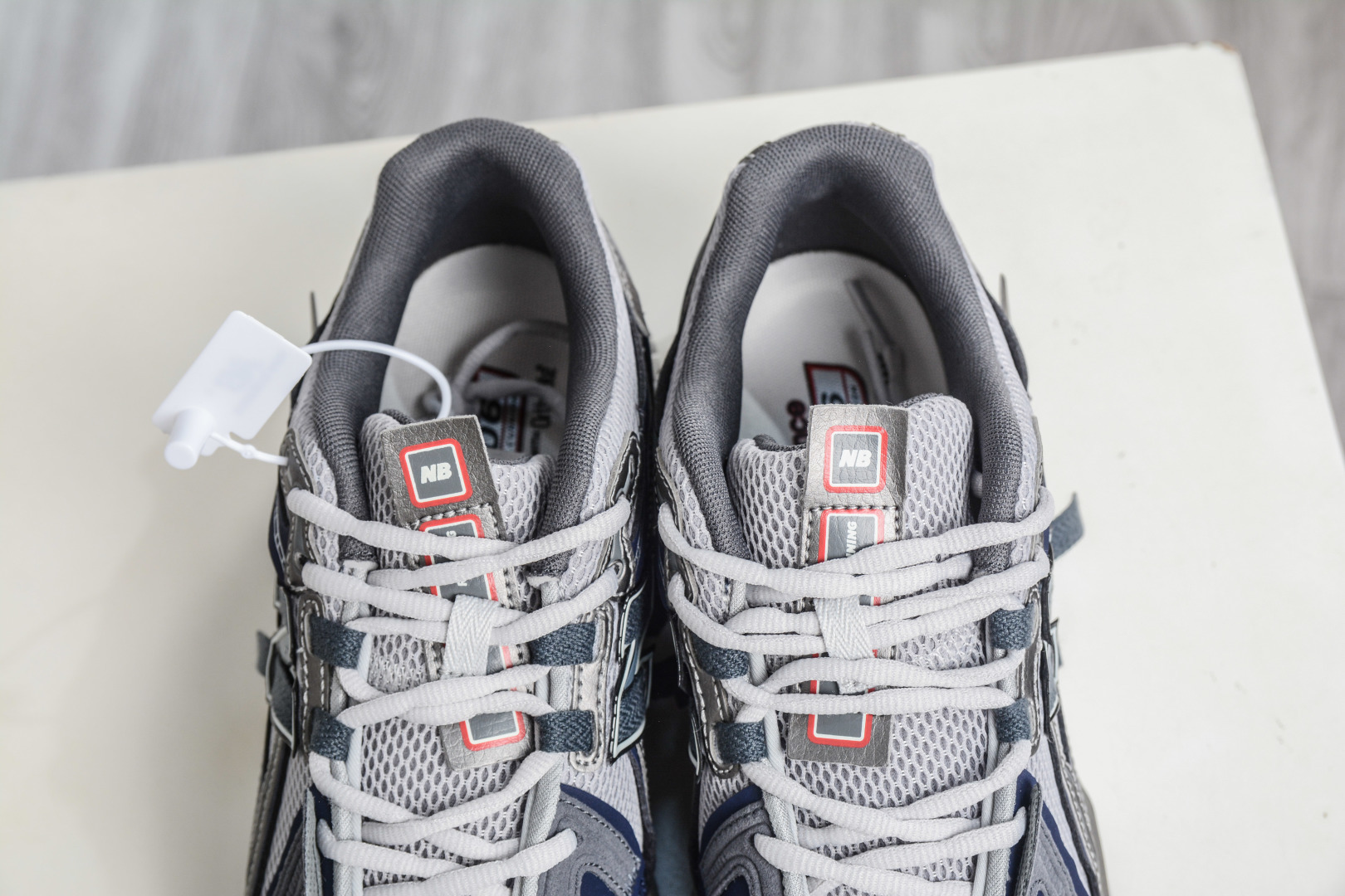 T版New Balance M1906R系列 复古老爹防滑耐磨低帮 跑步鞋 U19064F6 T版New Balance M1906R系列 复古老爹防滑耐磨低帮 跑步鞋 U19064F6