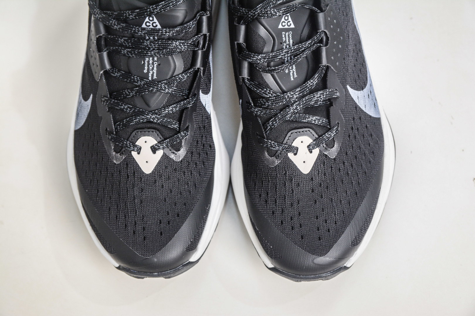 NK ACG ZEGAMA TRAIL 6 网面透气跑步鞋 HV8113-008 NK ACG ZEGAMA TRAIL 6 网面透气跑步鞋 HV8113-008