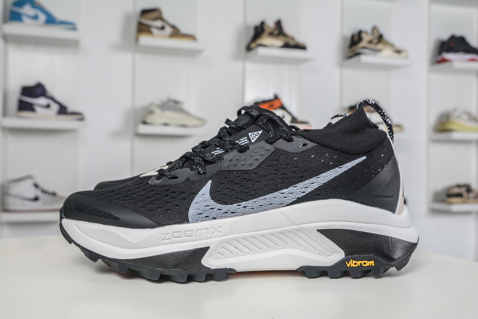 NK ACG ZEGAMA TRAIL 6 网面透气跑步鞋 HV8113-008 NK ACG ZEGAMA TRAIL 6 网面透气跑步鞋 HV8113-008