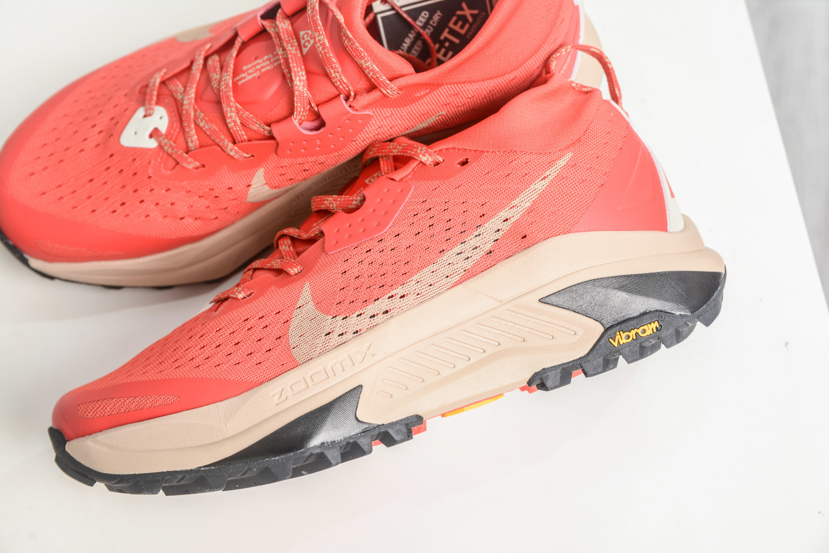 NK ACG ZEGAMA TRAIL 6 网面透气跑步鞋 HV8113-109 NK ACG ZEGAMA TRAIL 6 网面透气跑步鞋 HV8113-109