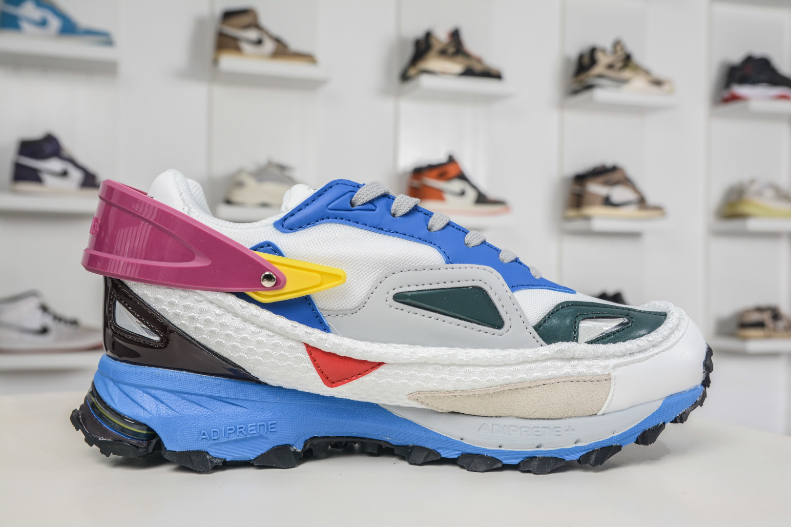 RAF SIMONS RUNNER 潮流运动 圆头系带 低帮休闲鞋 M20583