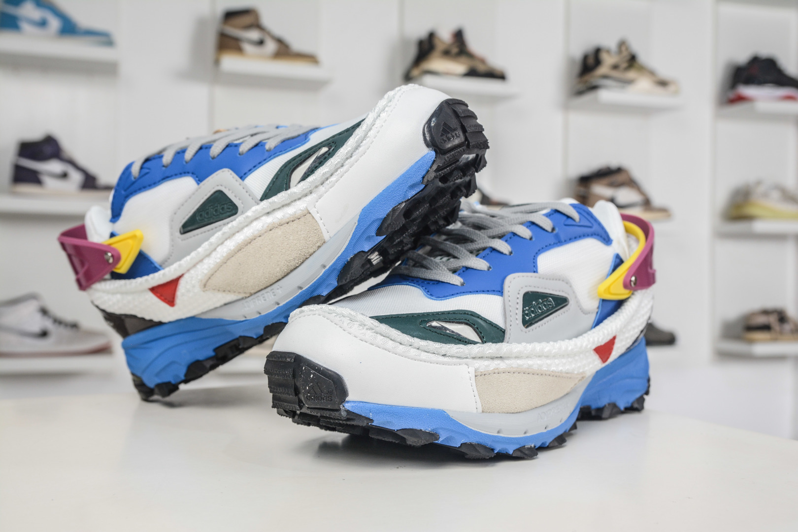 RAF SIMONS RUNNER 潮流运动 圆头系带 低帮休闲鞋 M20583