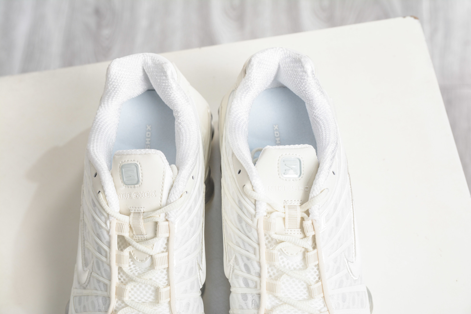 360 GXNK ShTL系列 气柱科技风休闲通勤跑步鞋 AR3566-103-Chinese UA Cheap High Quatity Brand Clothes Bags handbags Sneakers wholesale wholesaler seller from China Factory suppliers Fashion Clothing Shoes best Quality Beautiful Price 360 GXNK ShTL系列 气柱科技风休闲通勤跑步鞋 AR3566-103