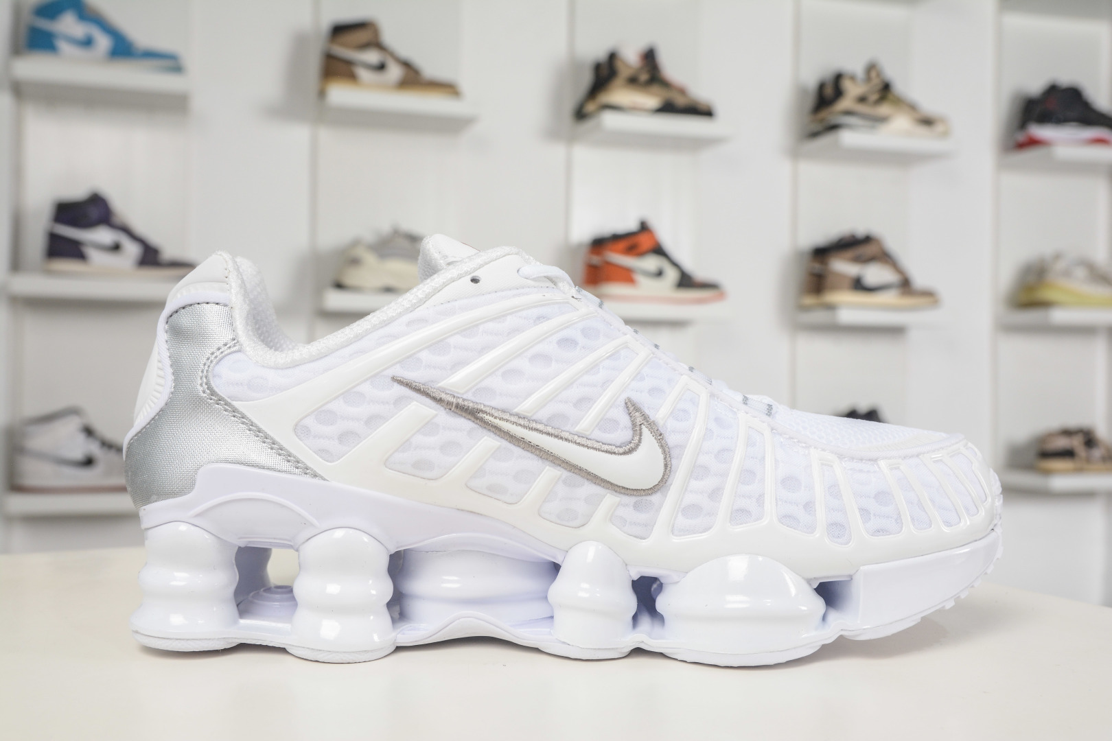 360 GXNK ShTL系列 气柱科技风休闲通勤跑步鞋 AV3595-100-Chinese UA Cheap High Quatity Brand Clothes Bags handbags Sneakers wholesale wholesaler seller from China Factory suppliers Fashion Clothing Shoes best Quality Beautiful Price 360 GXNK ShTL系列 气柱科技风休闲通勤跑步鞋 AV3595-100