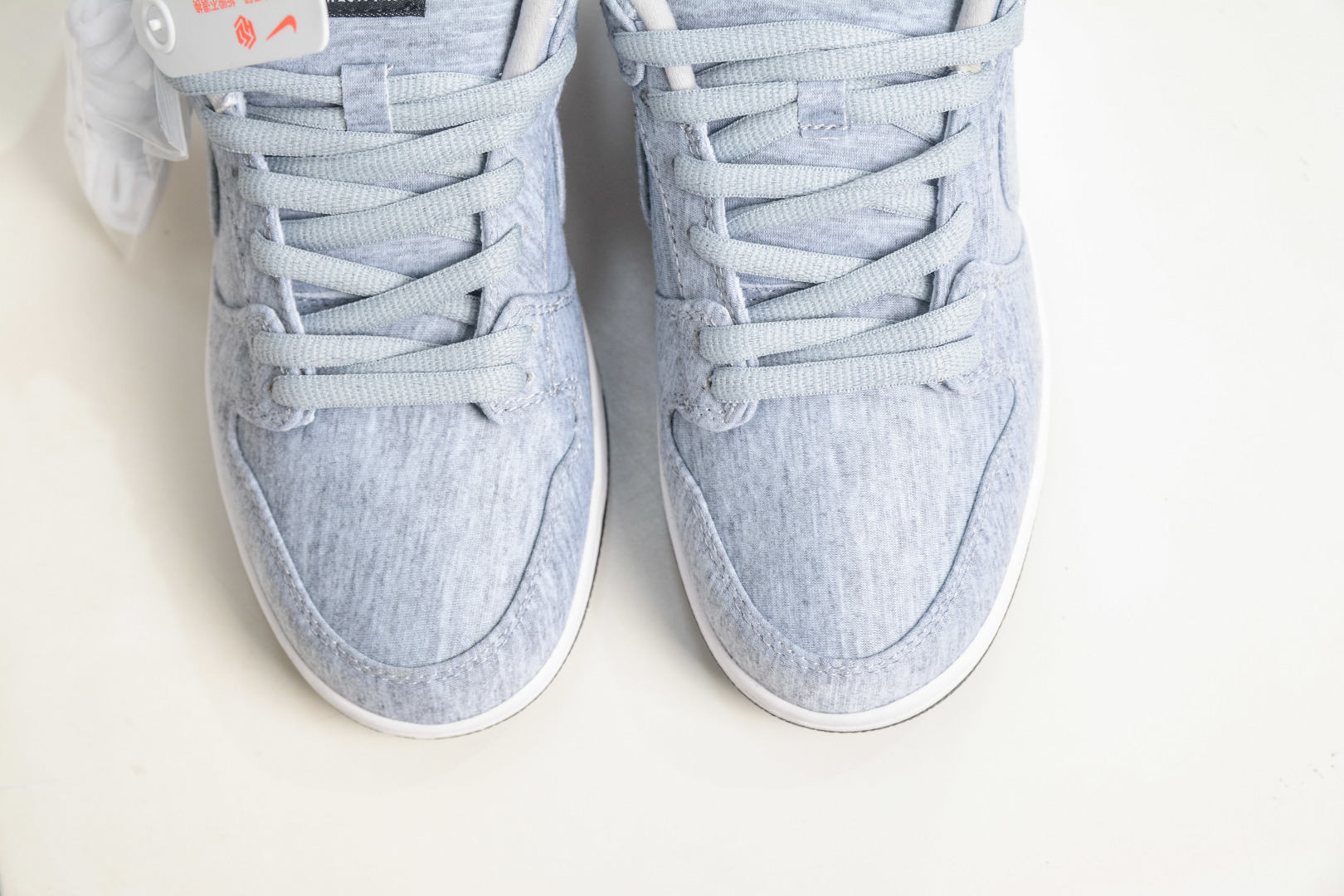 Nike Dunk SB Low 开市客联名 灰白 IF0673-001 Nike Dunk SB Low 开市客联名 灰白 IF0673-001