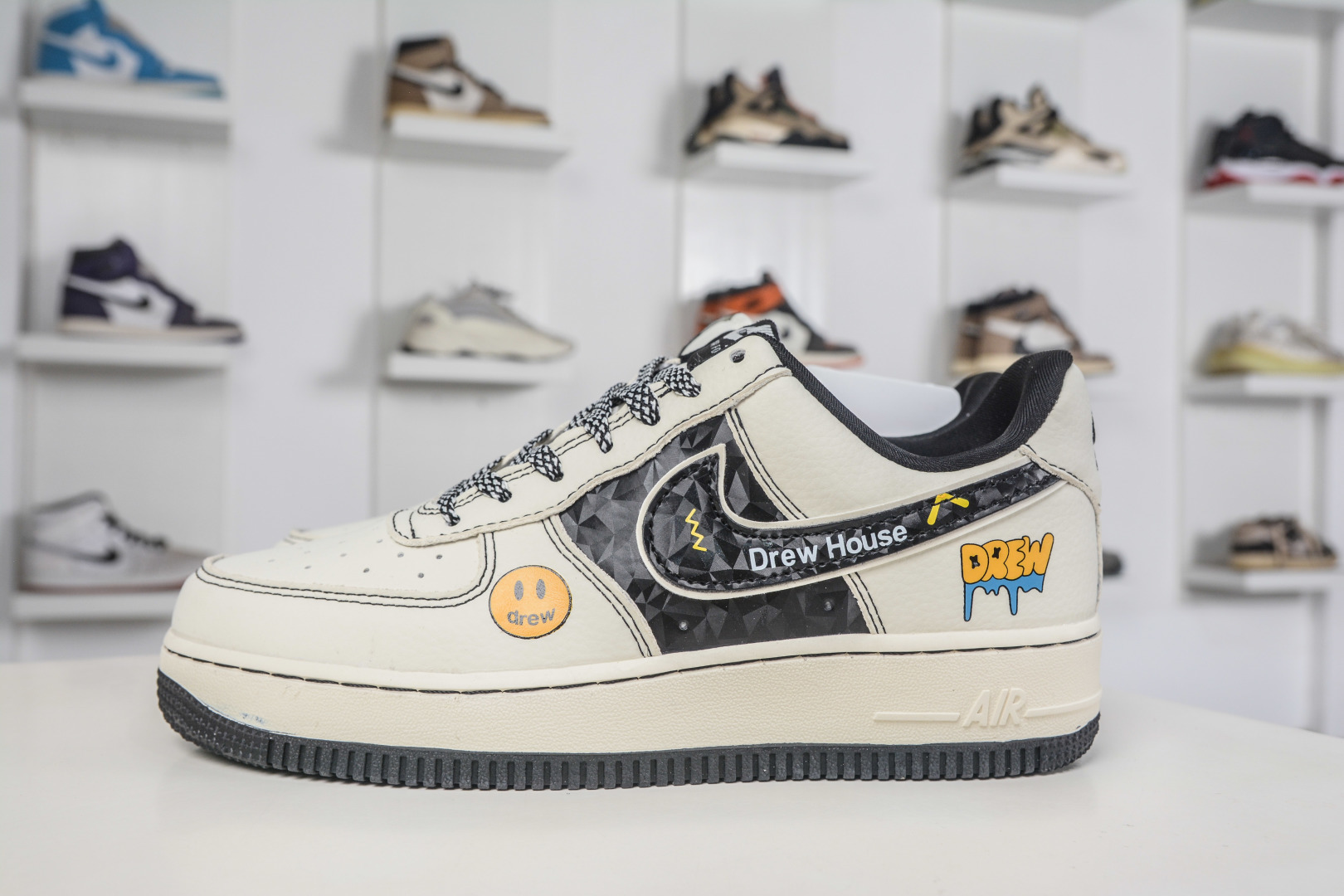 Nike Air Force 1 Low 07 x Drew 米白黑 KD1688-008 Nike Air Force 1 Low 07 x Drew 米白黑 KD1688-008