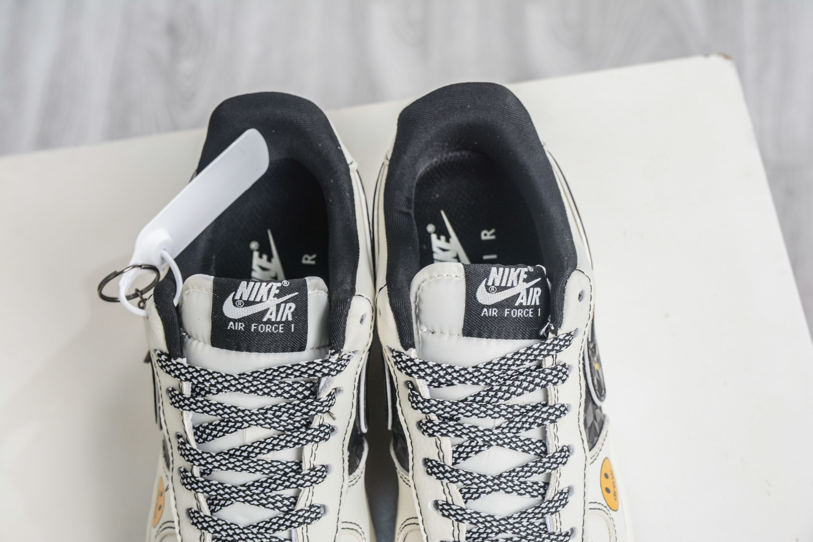 Nike Air Force 1 Low 07 x Drew 米白黑 KD1688-008 Nike Air Force 1 Low 07 x Drew 米白黑 KD1688-008