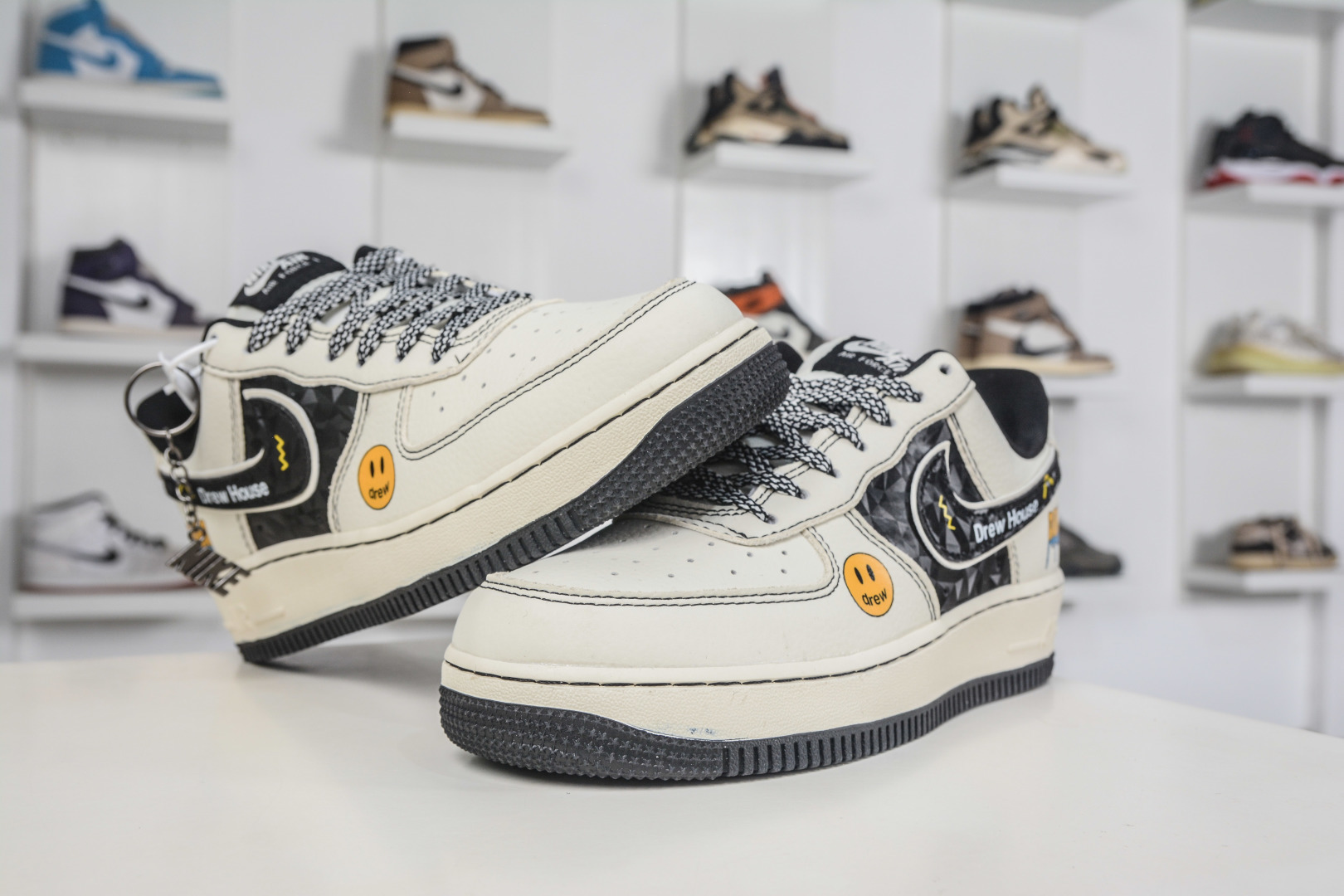 Nike Air Force 1 Low 07 x Drew 米白黑 KD1688-008 Nike Air Force 1 Low 07 x Drew 米白黑 KD1688-008