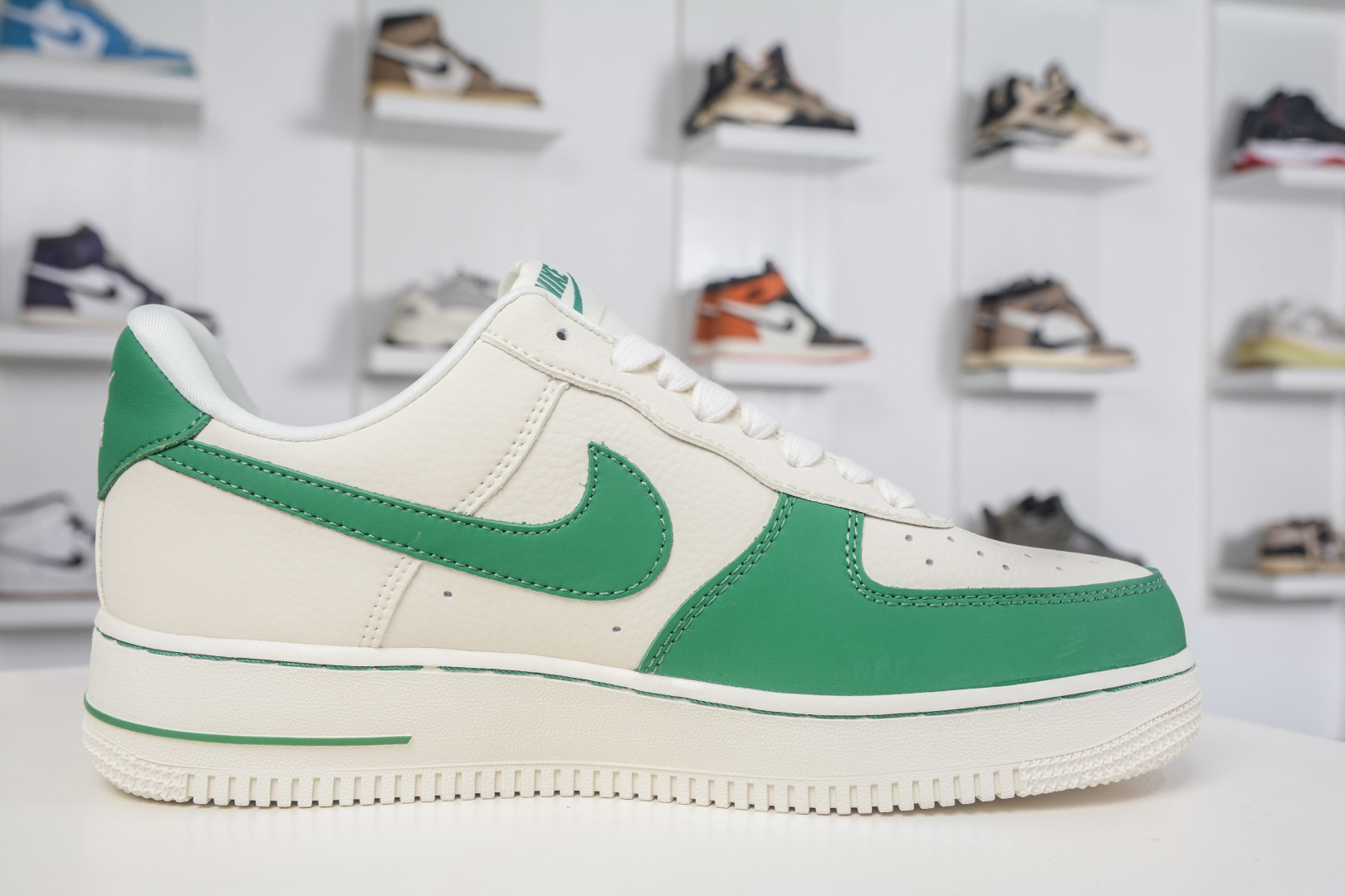 Nike Air Force 1 Low 07 米白绿 FV3694-111