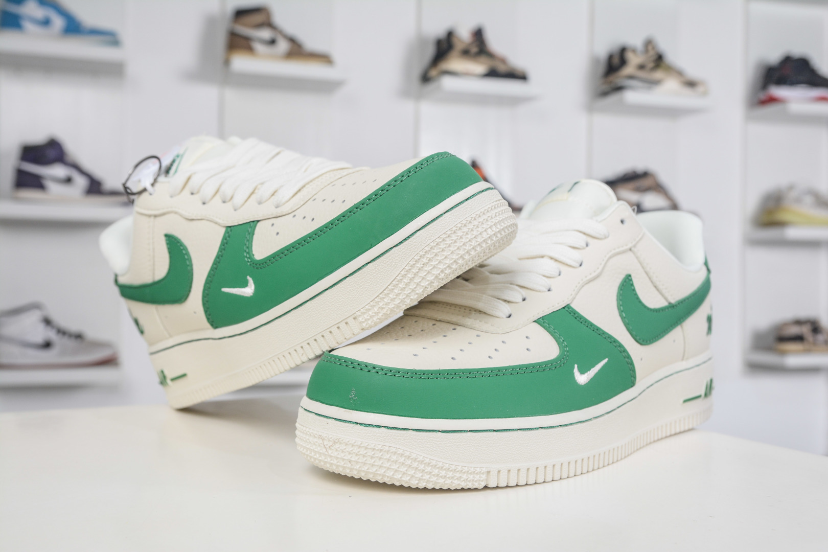 Nike Air Force 1 Low 07 米白绿 FV3694-111
