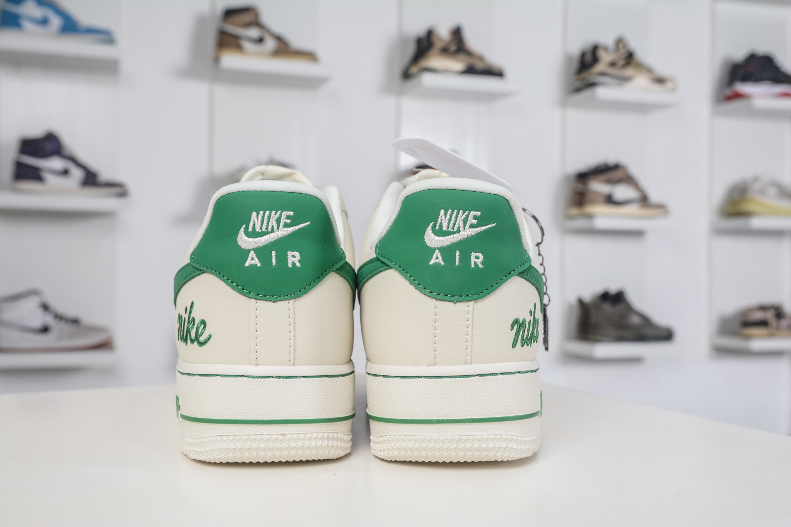 Nike Air Force 1 Low 07 米白绿 FV3694-111