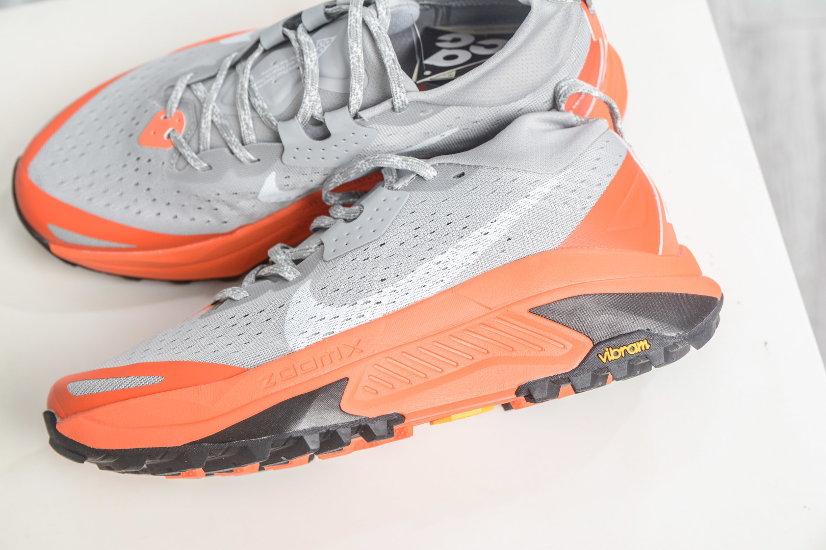 NK ACG ZEGAMA TRAIL 6 网面透气跑步鞋 HV8113-100 NK ACG ZEGAMA TRAIL 6 网面透气跑步鞋 HV8113-100