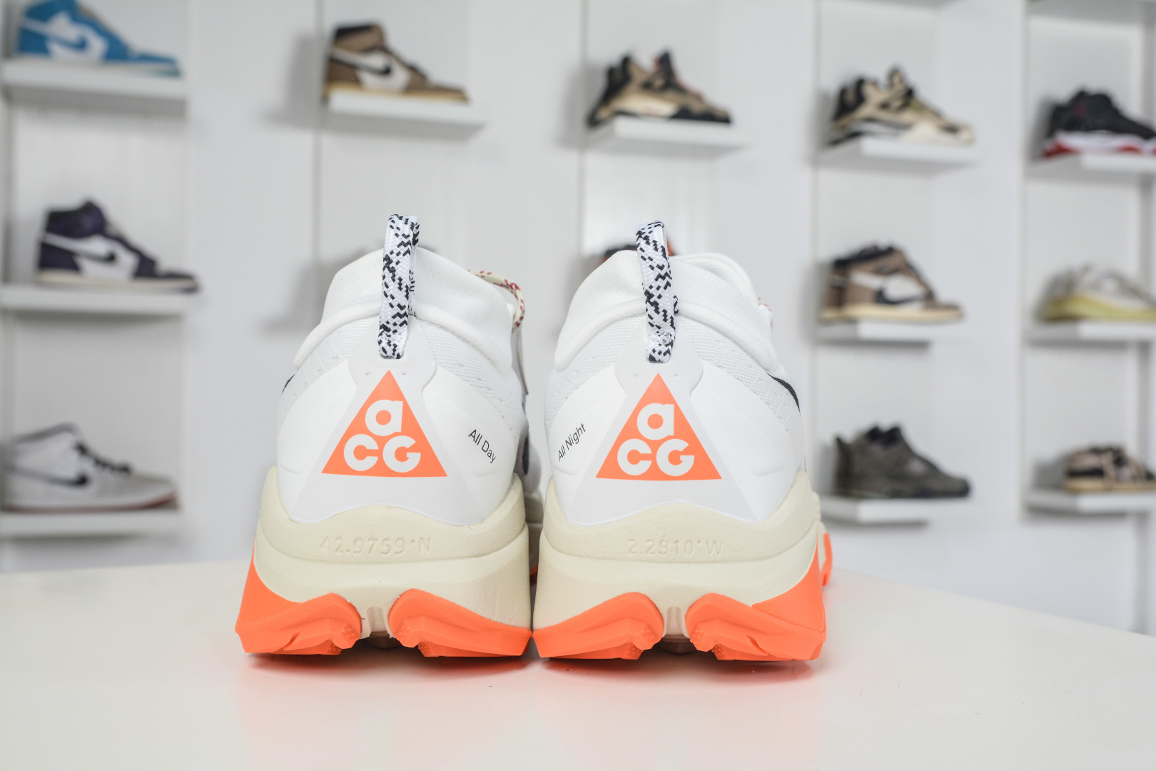 NK ACG ZEGAMA TRAIL 6 网面透气跑步鞋 HV8113-005 NK ACG ZEGAMA TRAIL 6 网面透气跑步鞋 HV8113-005