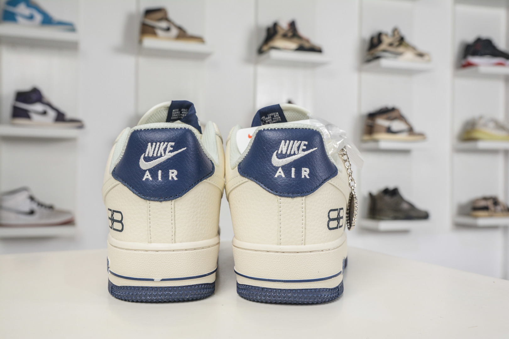 Nike Air Force 1 Low 07 x Balenciaga 巴黎世家联名-米白藏蓝 DN1688-817 Nike Air Force 1 Low 07 x Balenciaga 巴黎世家联名-米白藏蓝 DN1688-817