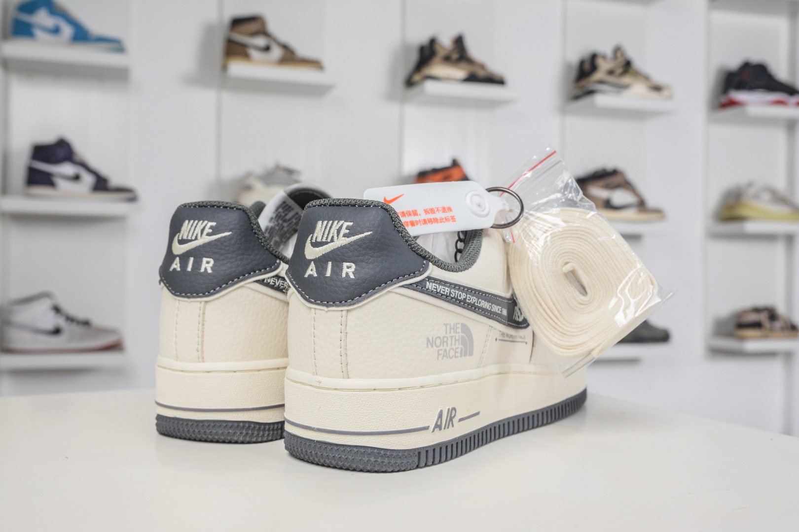 The North Face x NIke Air Force 1 北面联名-米白灰 DD1982-344 The North Face x NIke Air Force 1 北面联名-米白灰 DD1982-344