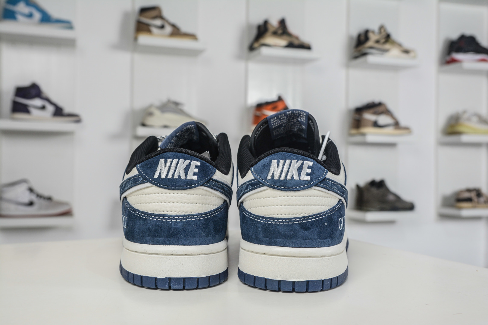 Air Jordan 1 Retro Low x GUCCI 古驰联名-米灰深蓝 XZ5899-107 S Air Jordan 1 Retro Low x GUCCI 古驰联名-米灰深蓝 XZ5899-107 S