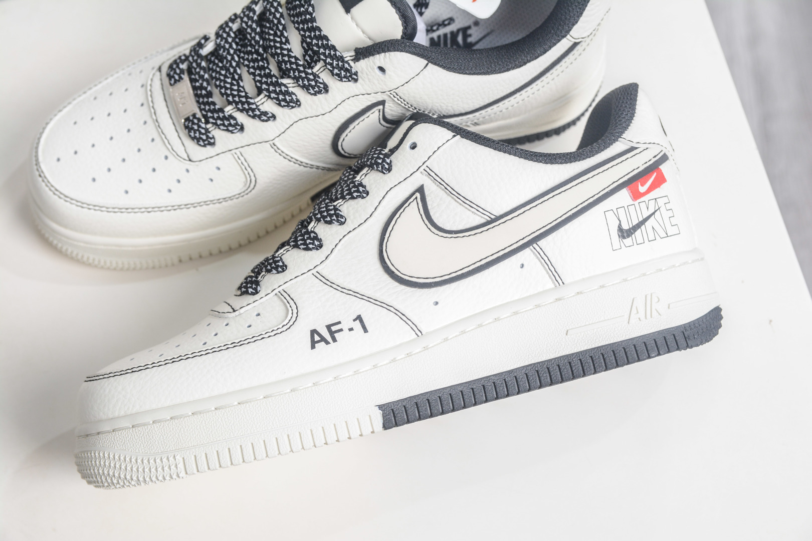 250 Nike Air Force 1 Low 07 米白黑 KG6699-F36-Chinese UA Cheap High Quatity Brand Clothes Bags handbags Sneakers wholesale wholesaler seller from China Factory suppliers Fashion Clothing Shoes best Quality Beautiful Price 250 Nike Air Force 1 Low 07 米白黑 KG6699-F36