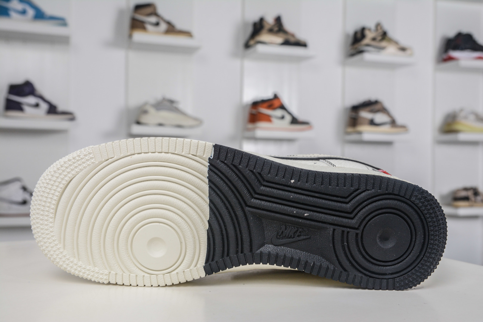 250 Nike Air Force 1 Low 07 米白黑 KG6699-F36-Chinese UA Cheap High Quatity Brand Clothes Bags handbags Sneakers wholesale wholesaler seller from China Factory suppliers Fashion Clothing Shoes best Quality Beautiful Price 250 Nike Air Force 1 Low 07 米白黑 KG6699-F36