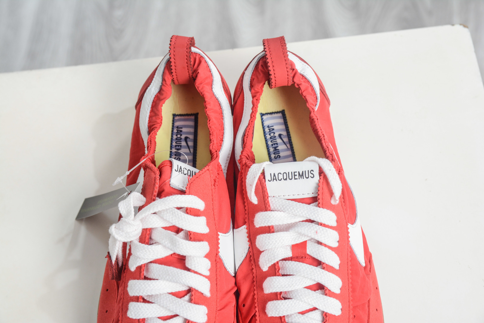 Jacquemus x Nike Jacumoon 耐克 柔软舒适防滑耐磨 低帮休闲板鞋 HV8547-600 Jacquemus x Nike Jacumoon 耐克 柔软舒适防滑耐磨 低帮休闲板鞋 HV8547-600