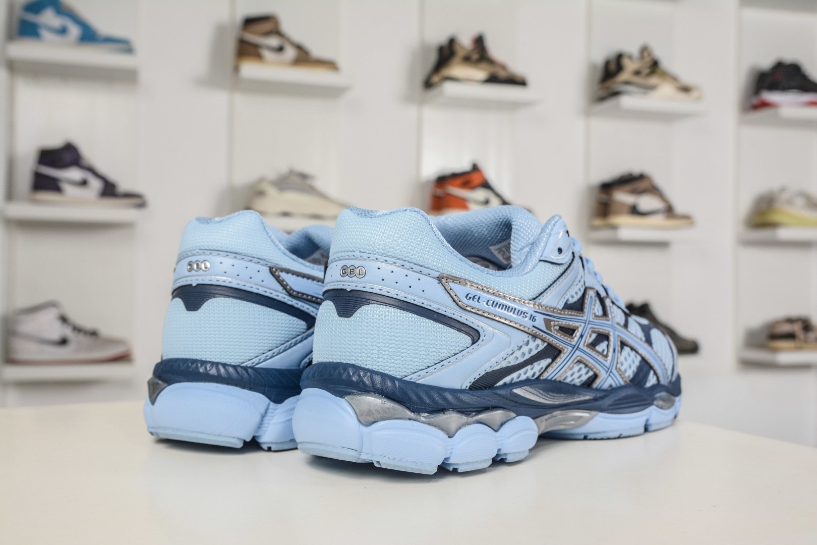 Asics Gel-Cumulus 16 亚瑟士复古透气休闲缓震耐磨跑步鞋 1203A733-400 Asics Gel-Cumulus 16 亚瑟士复古透气休闲缓震耐磨跑步鞋 1203A733-400