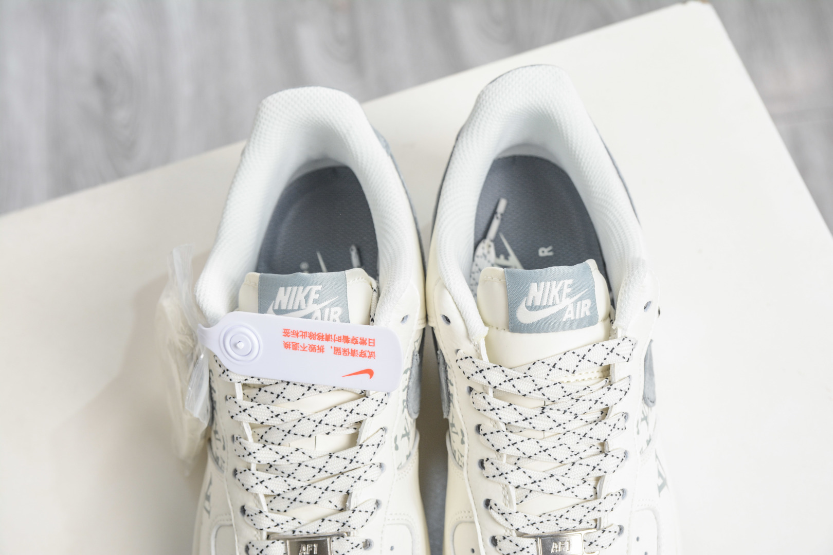 Nike Air Force 1 Low 07 x Louis Vuitton LV联名-米白灰 KG6699-F47 Nike Air Force 1 Low 07 x Louis Vuitton LV联名-米白灰 KG6699-F47