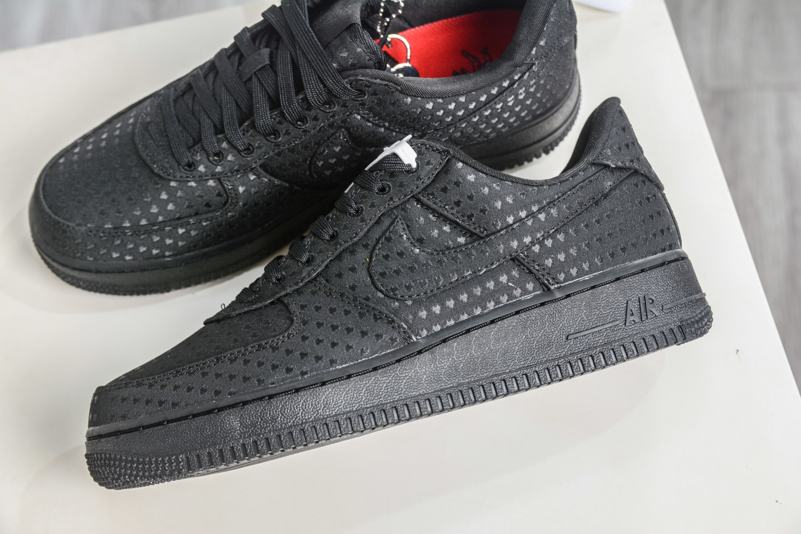 HY版NK Air Force 1 '07 Low 黑色爱心情人节 IQ9965-001 HY版NK Air Force 1 '07 Low 黑色爱心情人节 IQ9965-001