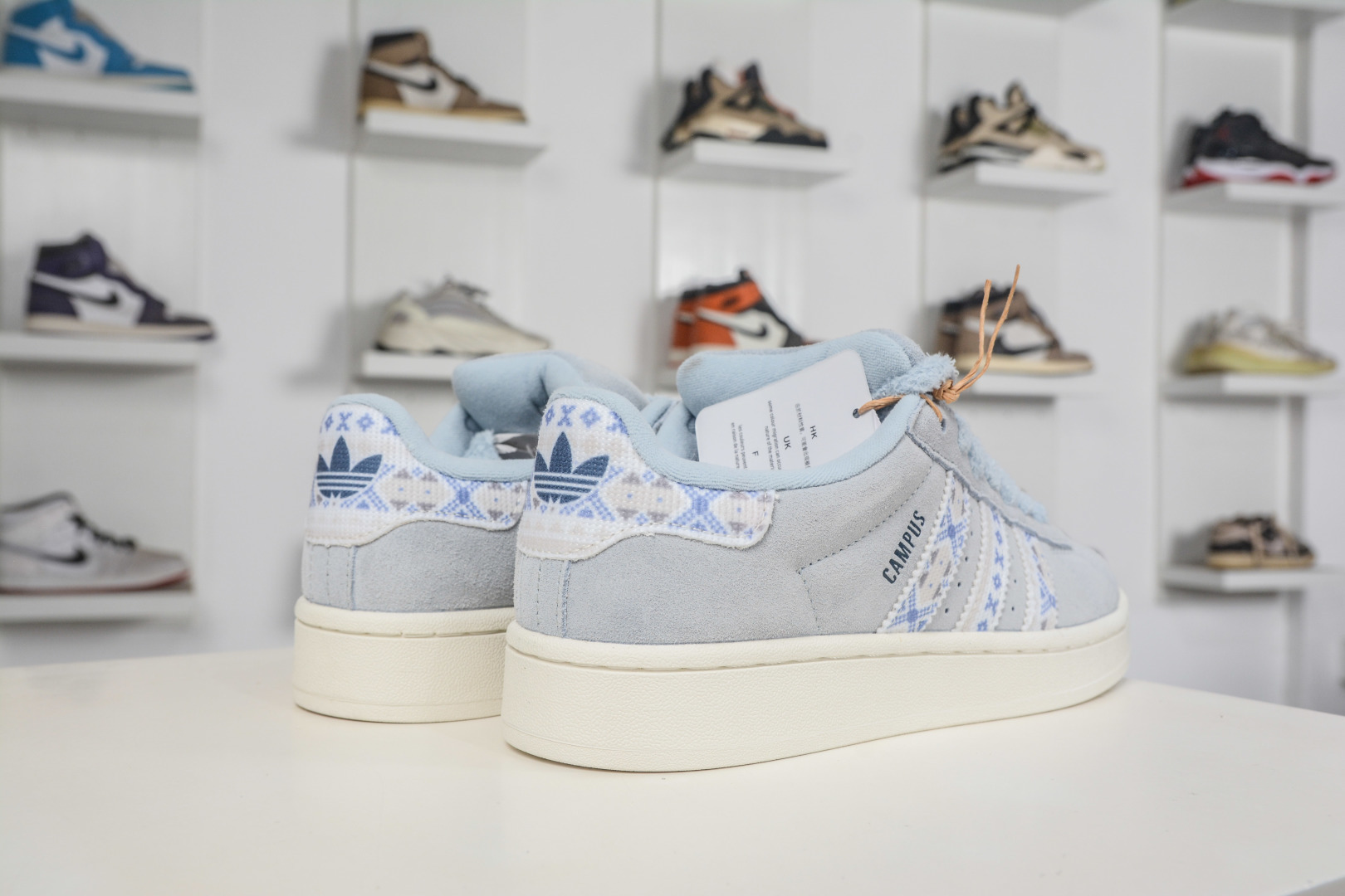 Adidas Originals Campus 00s 百搭单品学院系列面包风经典复古低帮百搭休闲运动板鞋 JK4301 Adidas Originals Campus 00s 百搭单品学院系列面包风经典复古低帮百搭休闲运动板鞋 JK4301