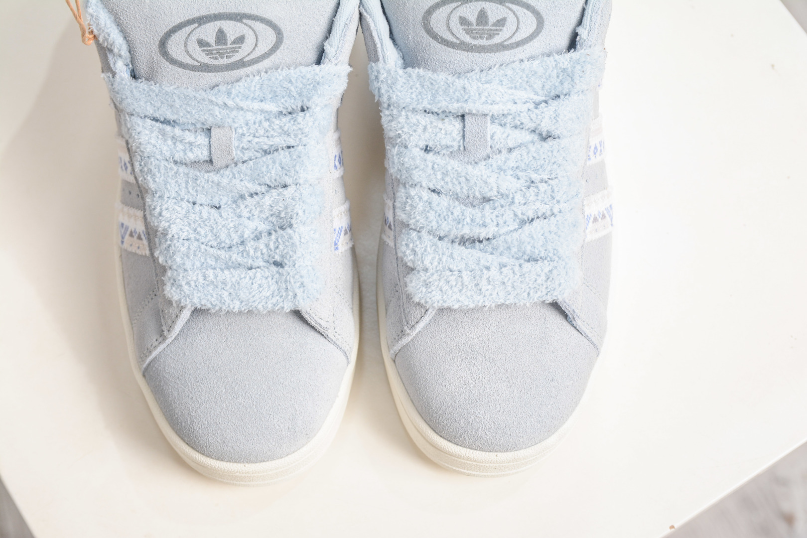 Adidas Originals Campus 00s 百搭单品学院系列面包风经典复古低帮百搭休闲运动板鞋 JK4301 Adidas Originals Campus 00s 百搭单品学院系列面包风经典复古低帮百搭休闲运动板鞋 JK4301