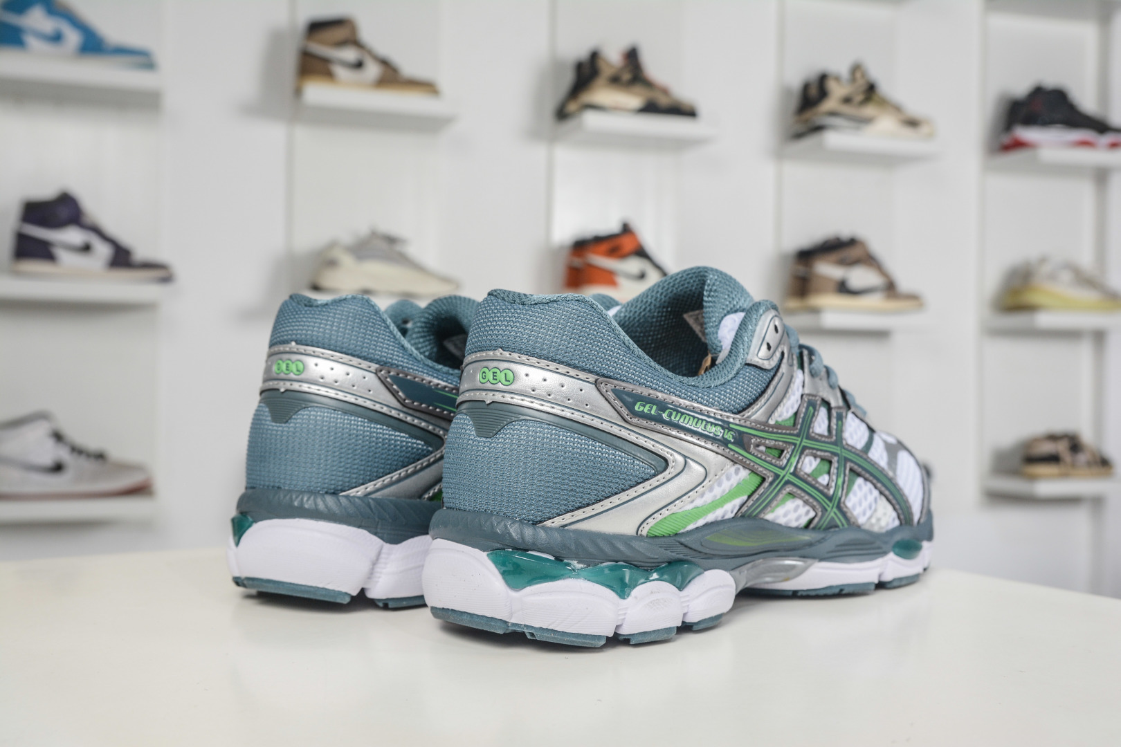 Asics Gel-Cumulus 16 亚瑟士复古透气休闲缓震耐磨跑步鞋 1203A763-020 Asics Gel-Cumulus 16 亚瑟士复古透气休闲缓震耐磨跑步鞋 1203A763-020