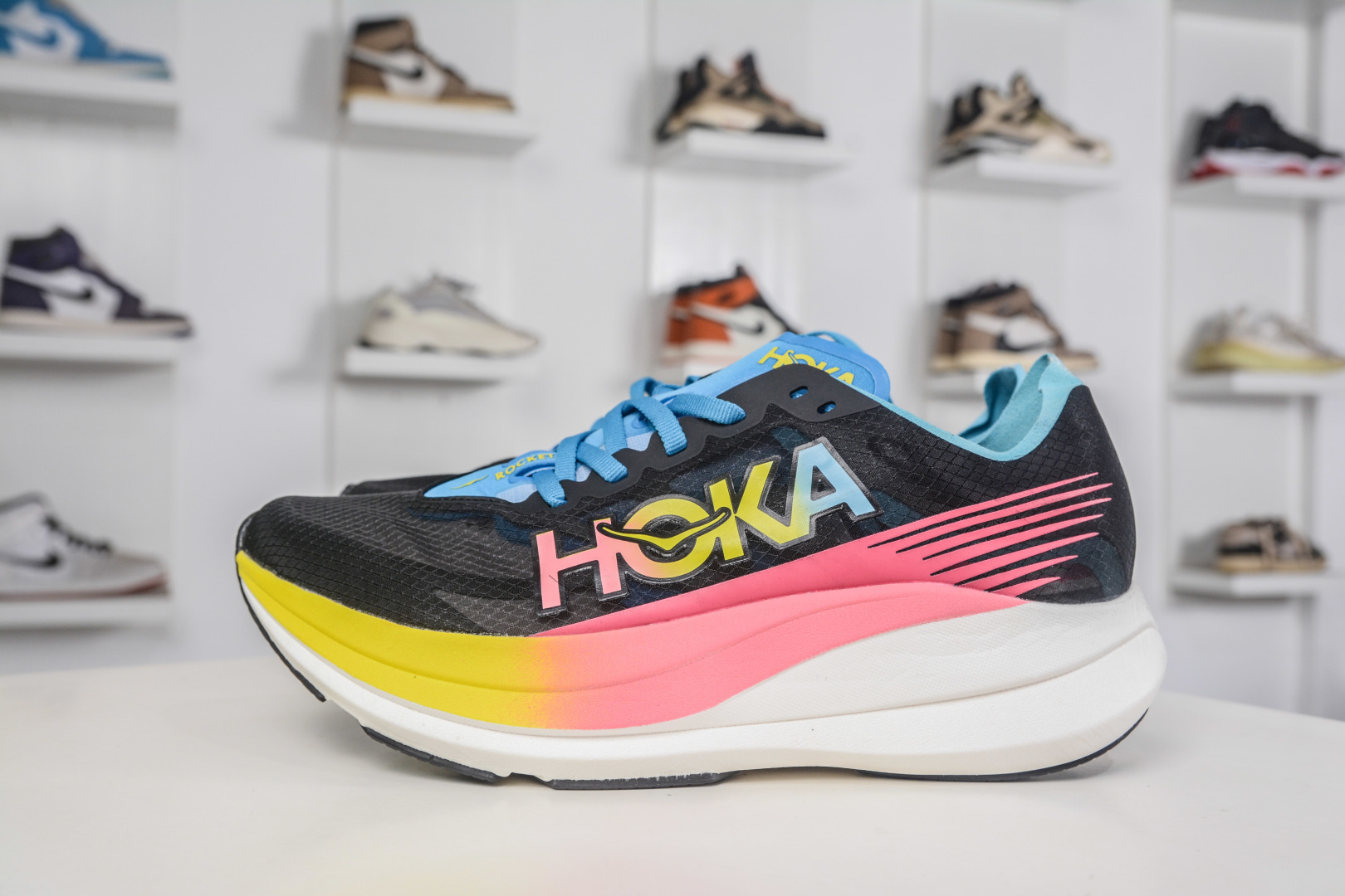 170 X版 HOKA ONE ONE Rocket X 2 火箭系列 半透明蝉翼网眼透气跑步鞋 1127927/HEIH-Chinese UA Cheap High Quatity Brand Clothes Bags handbags Sneakers wholesale wholesaler seller from China Factory suppliers Fashion Clothing Shoes best Quality Beautiful Price 170 X版 HOKA ONE ONE Rocket X 2 火箭系列 半透明蝉翼网眼透气跑步鞋 1127927/HEIH