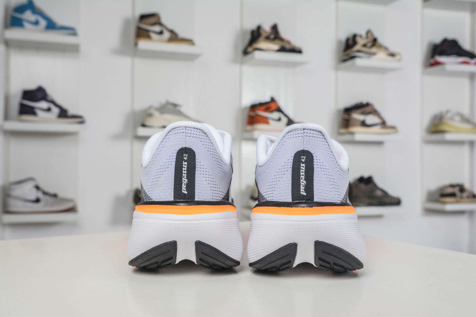 Air Zoom Pegasus 飞马42 外贸专供订单 IB1873-102 Air Zoom Pegasus 飞马42 外贸专供订单 IB1873-102