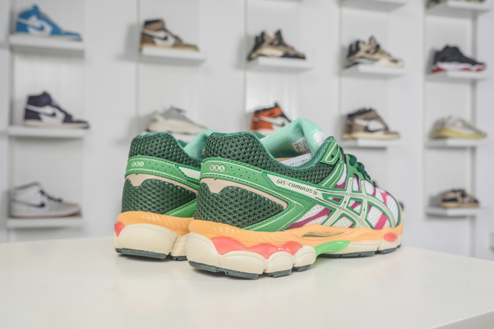 Asics Gel-Cumulus 16 亚瑟士复古透气休闲缓震耐磨跑步鞋 1203A763-100 Asics Gel-Cumulus 16 亚瑟士复古透气休闲缓震耐磨跑步鞋 1203A763-100
