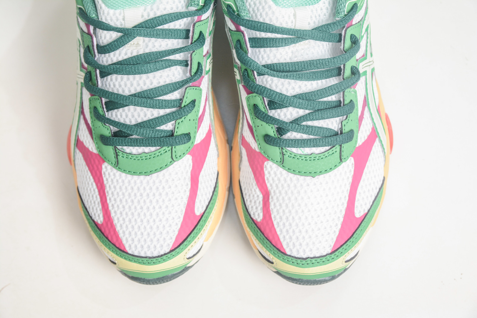 Asics Gel-Cumulus 16 亚瑟士复古透气休闲缓震耐磨跑步鞋 1203A763-100 Asics Gel-Cumulus 16 亚瑟士复古透气休闲缓震耐磨跑步鞋 1203A763-100