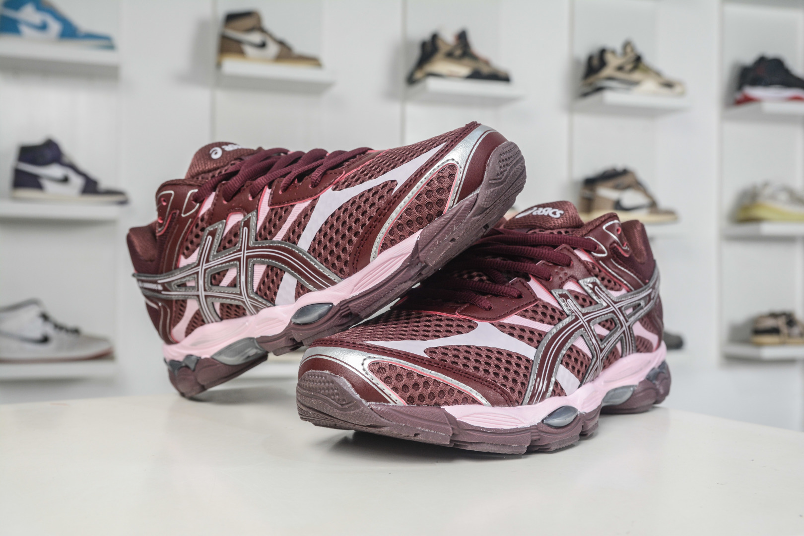 Asics Gel-Cumulus 16 亚瑟士复古透气休闲缓震耐磨跑步鞋 1203A733-600 Asics Gel-Cumulus 16 亚瑟士复古透气休闲缓震耐磨跑步鞋 1203A733-600