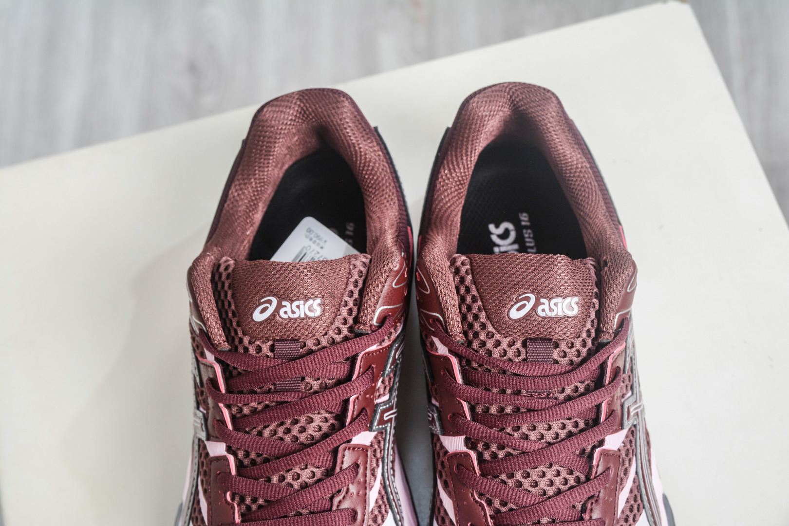 Asics Gel-Cumulus 16 亚瑟士复古透气休闲缓震耐磨跑步鞋 1203A733-600 Asics Gel-Cumulus 16 亚瑟士复古透气休闲缓震耐磨跑步鞋 1203A733-600