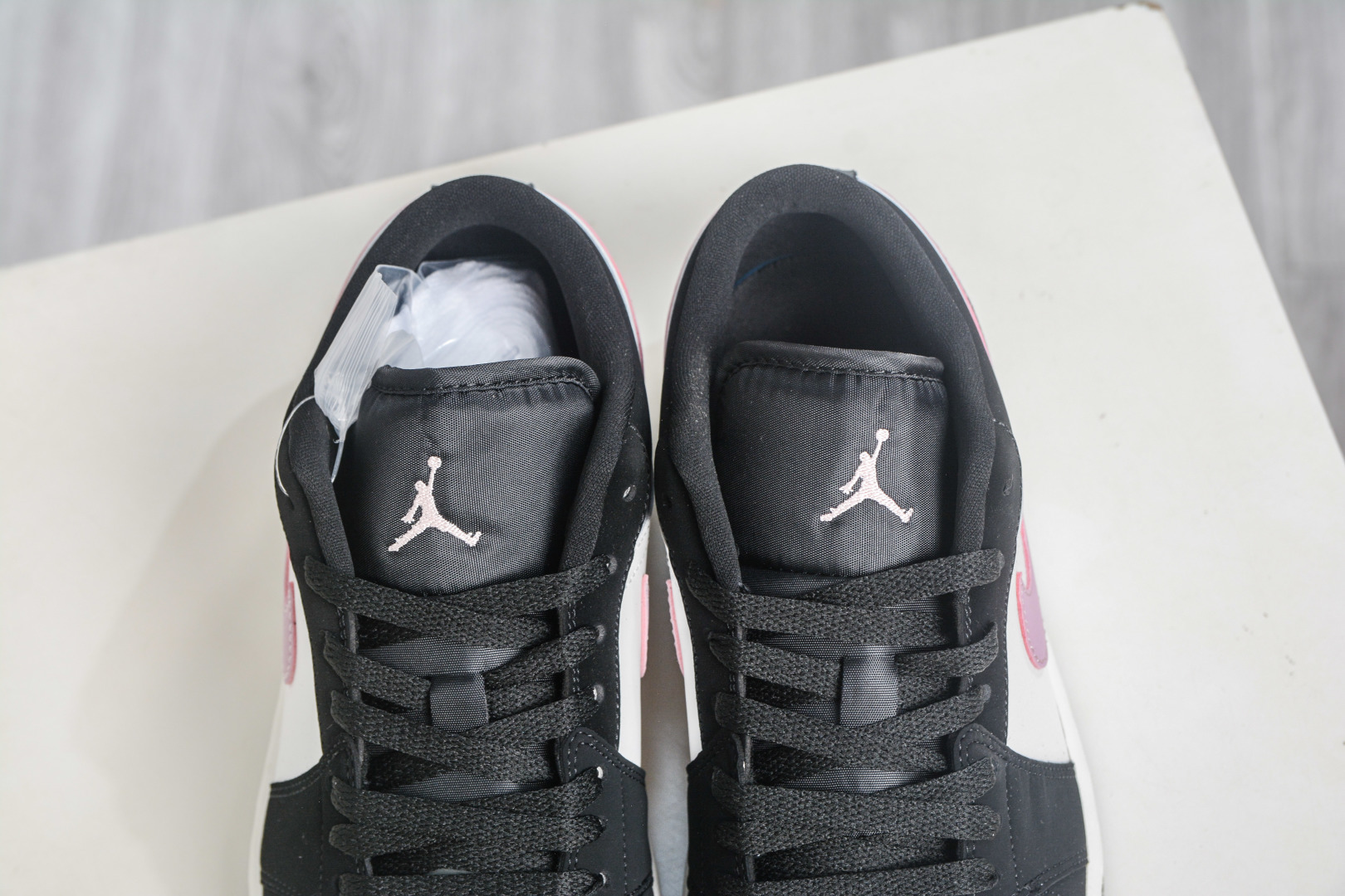 Air Jordan 1 Low 黑雾粉 AJ1 低帮休闲板鞋 II3788-003 Air Jordan 1 Low 黑雾粉 AJ1 低帮休闲板鞋 II3788-003